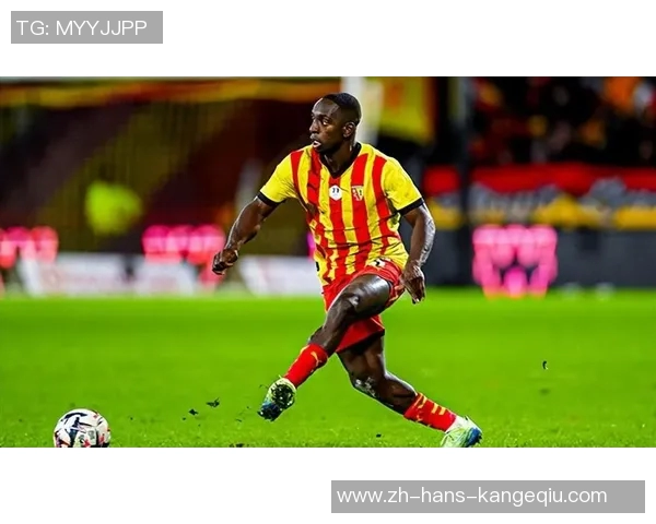 法甲激战：朗斯强势反弹欧塞尔状态持续低迷显露疲态